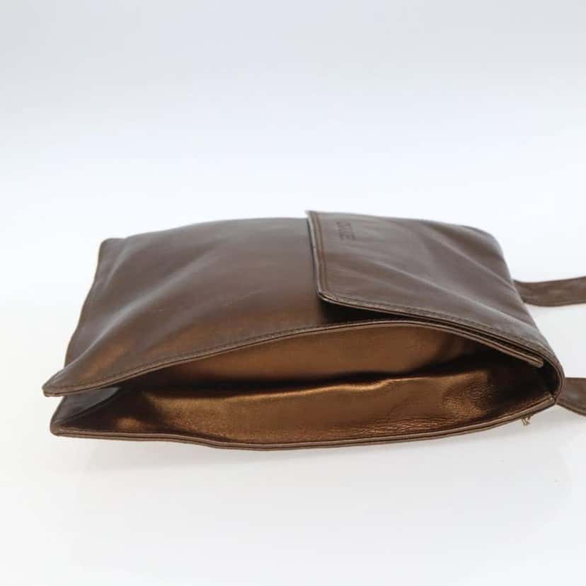 Chanel Vintage Logo Flap Messenger Bag Brown Leather Fair condition - Model View