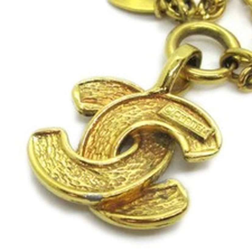 Chanel Vintage Quilted CC Pendant Necklace Gold Good condition - Inside View