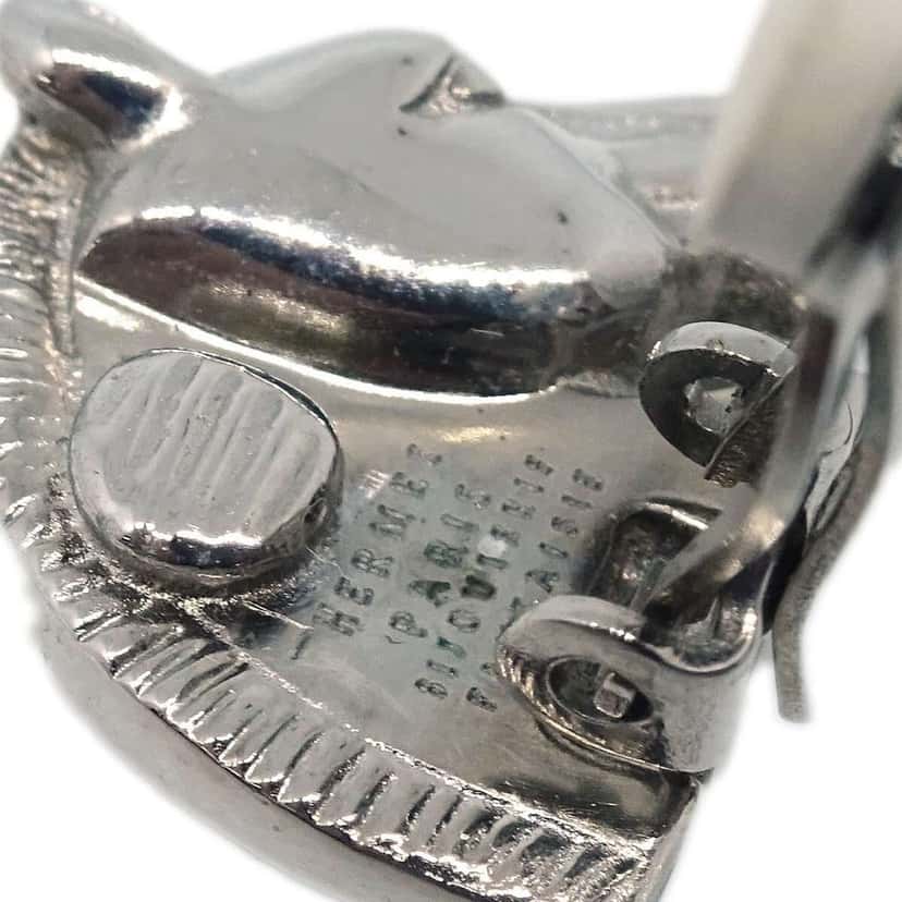 Hermès Horse Head Clip-On Earrings Silver Good condition - Model View