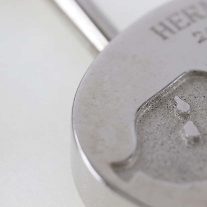 Hermès Annee Mediterranee Cadena Charm Necklace Metal and Silver Metal Good condition - Model View