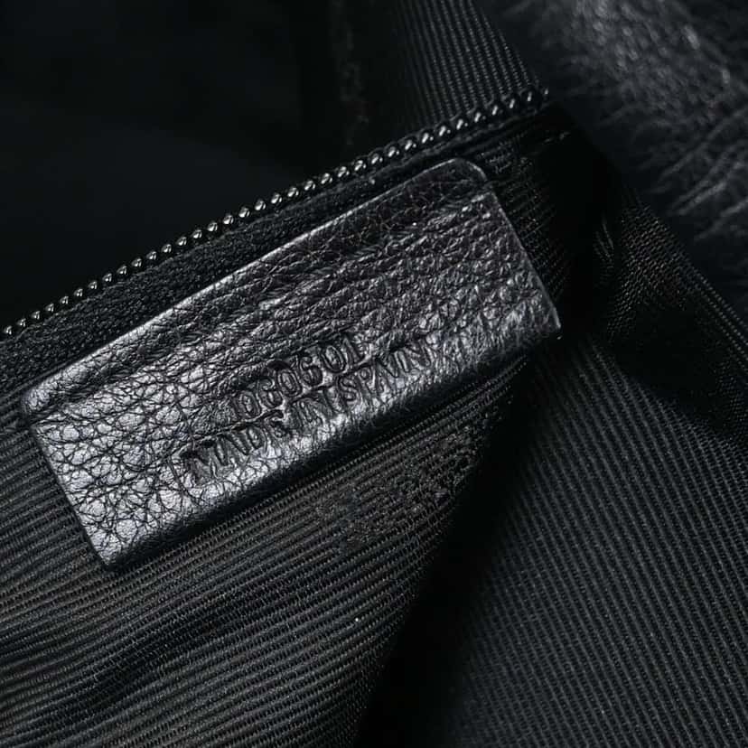 Loewe Amazona NM Bag Black Leather Good condition - Model View