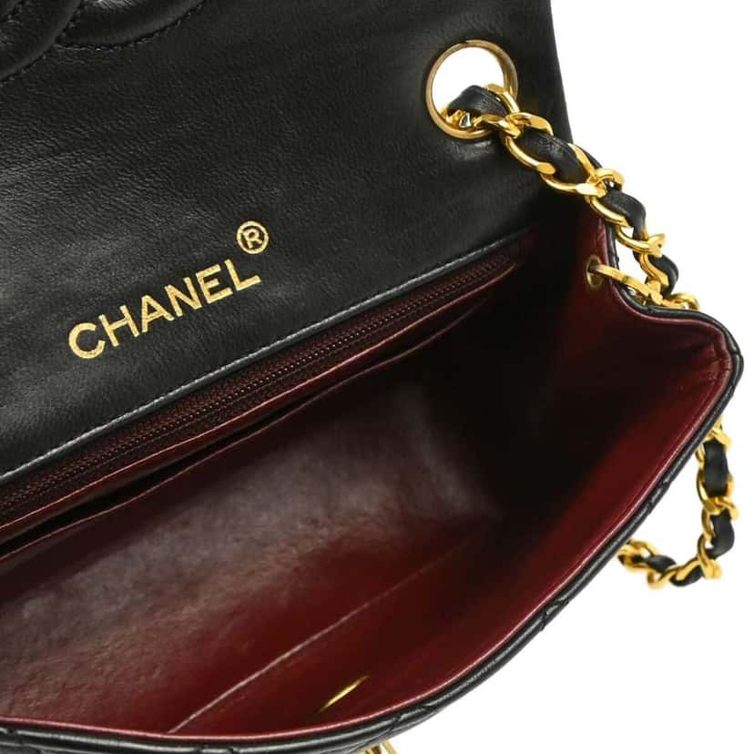 Chanel Vintage Square Classic Single Flap Bag Black Leather Good condition - Inside View