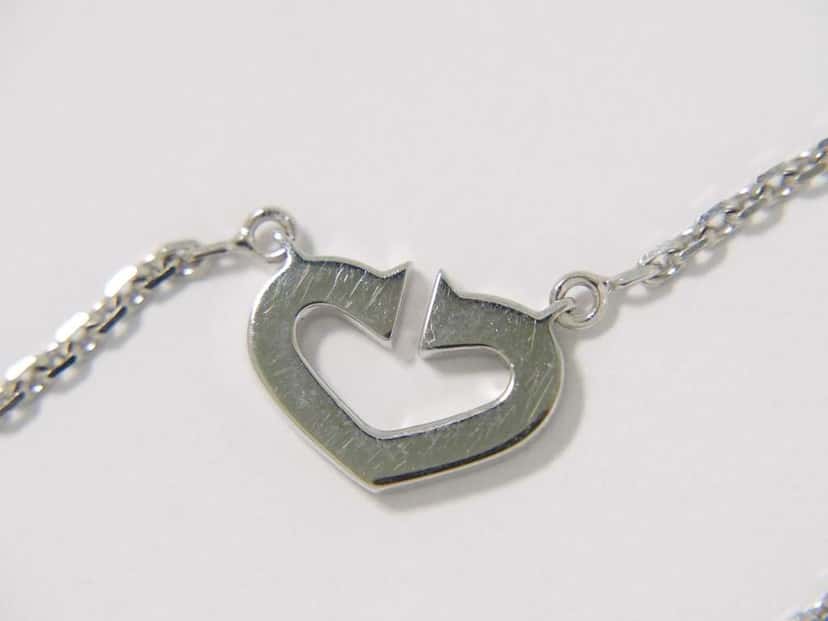 Cartier C Heart de Cartier Pendant Necklace Silver Good condition - Model View