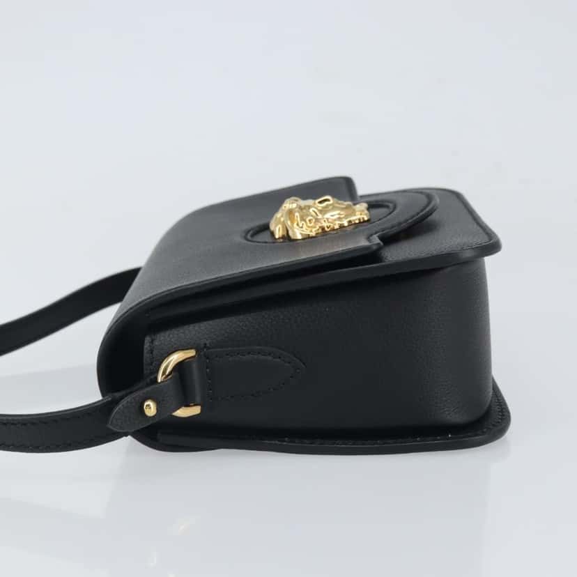 Versace La Medusa Flap Shoulder Bag Black Leather Good condition - Model View