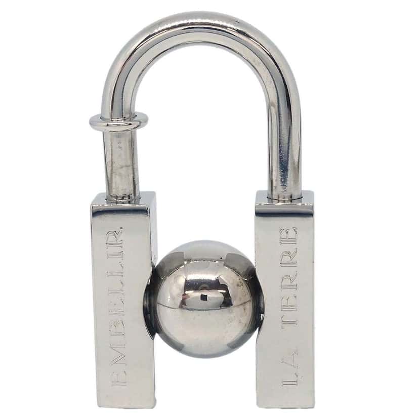 Hermès LHomme Peut Embellir La Terre Cadena Lock Charm Silver Good condition - Back View
