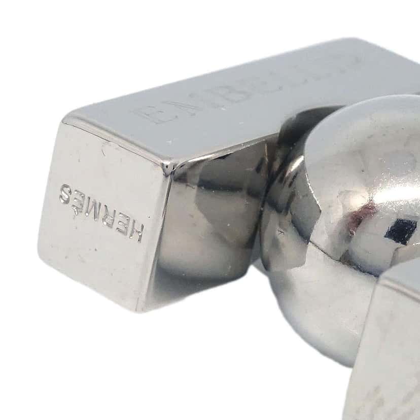 Hermès LHomme Peut Embellir La Terre Cadena Lock Charm Silver Good condition - Model View