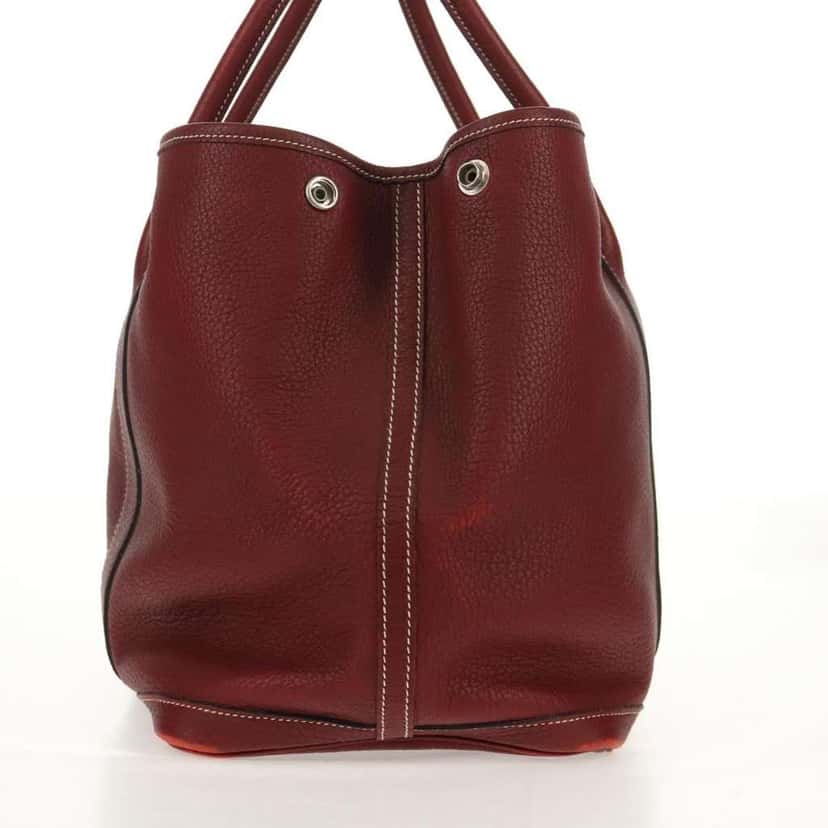 Hermès Garden Party Tote Burgundy Leather Good condition - Model View
