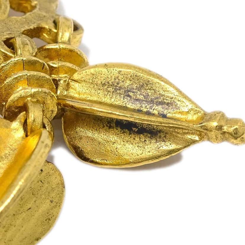 Chanel Vintage CC Round Drop Clip-On Earrings Gold Good condition - Back View