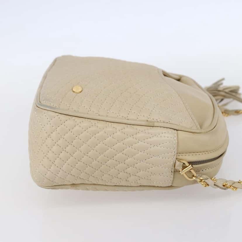 Bally Vintage Shoulder Bag Beige Leather Good condition - Model View