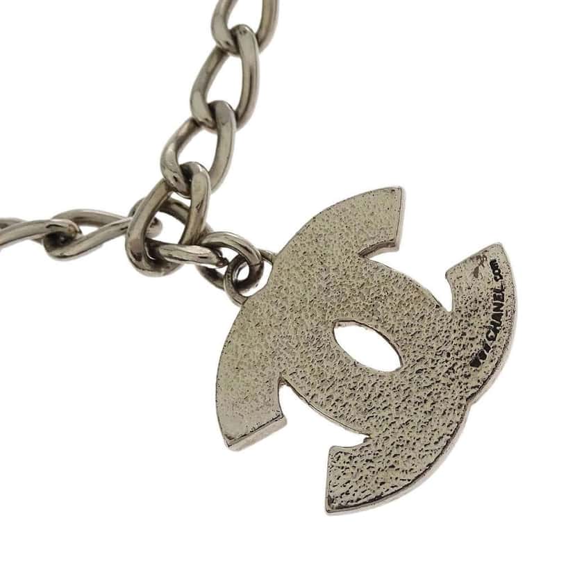 Chanel CC Pendant Necklace Silver Good condition - Inside View