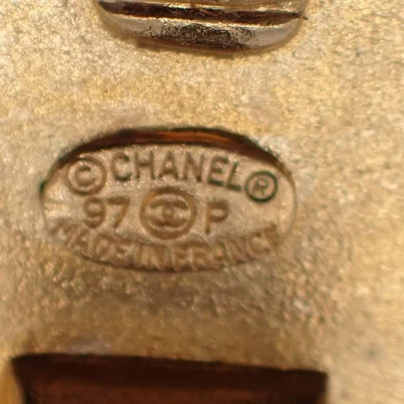 Chanel Vintage Camellia Earrings Gold Good condition - Box View