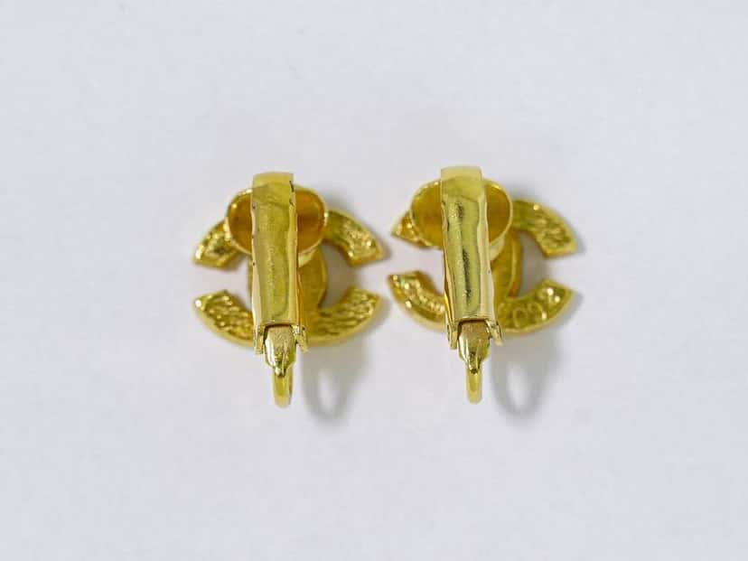 Chanel Vintage CC Clip-On Earrings Gold Good condition - Back View