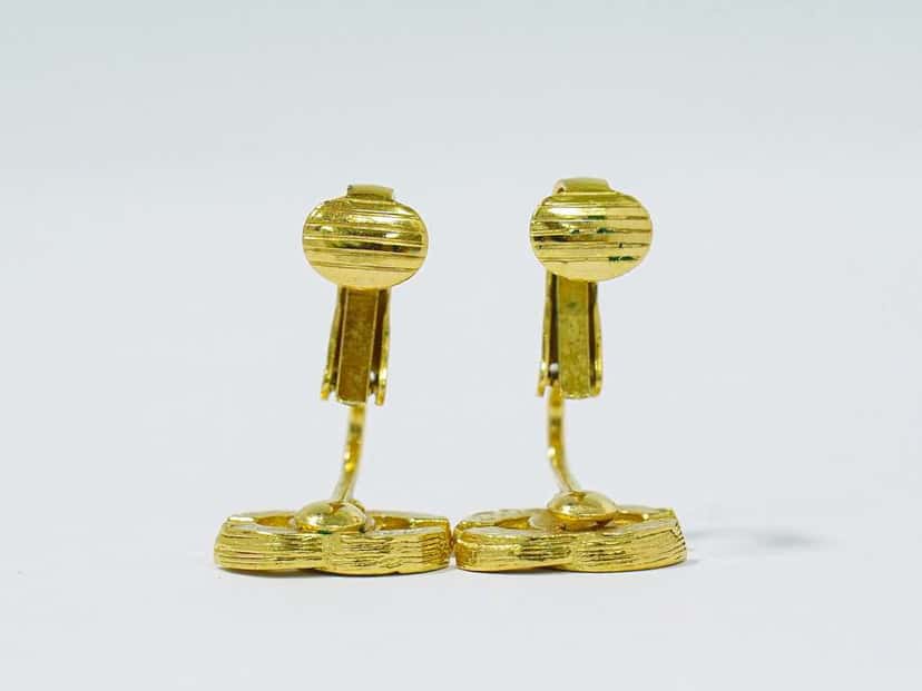 Chanel Vintage CC Clip-On Earrings Gold Good condition - Inside View