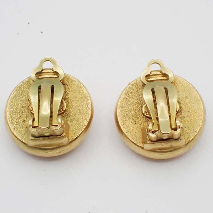 Chanel Vintage Round Clip-On Earrings Gold Good condition - Back View