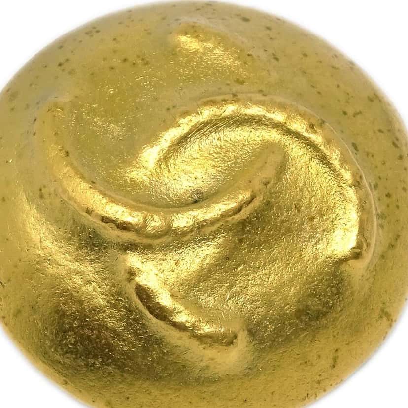 Chanel Vintage CC Round Clip-On Earrings Gold Good condition - Inside View