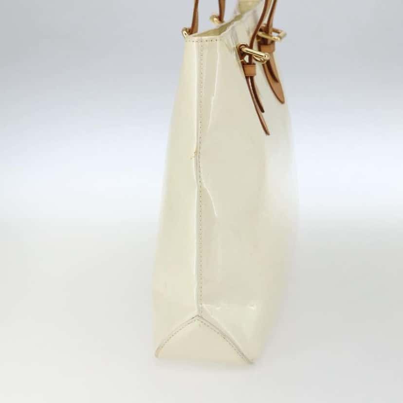 Louis Vuitton Brentwood Handbag Beige Good condition - Model View