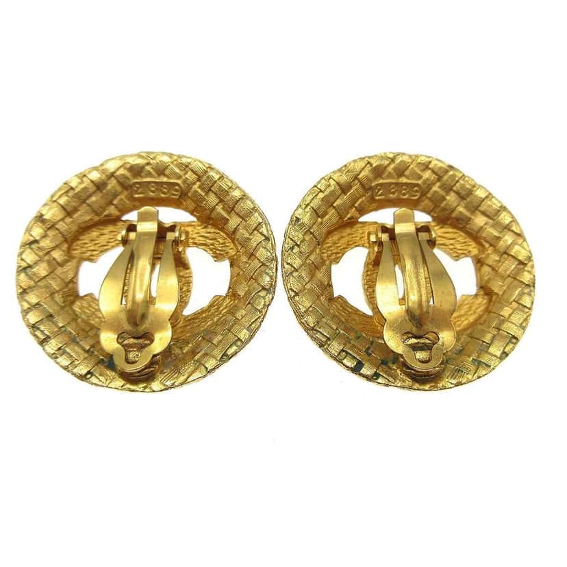 Chanel Vintage CC Round Cutout Clip-On Earrings Gold Good condition - Back View