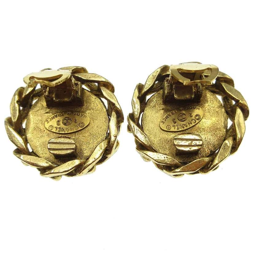 Chanel Vintage CC Round Clip-On Earrings Gold Good condition - Inside View