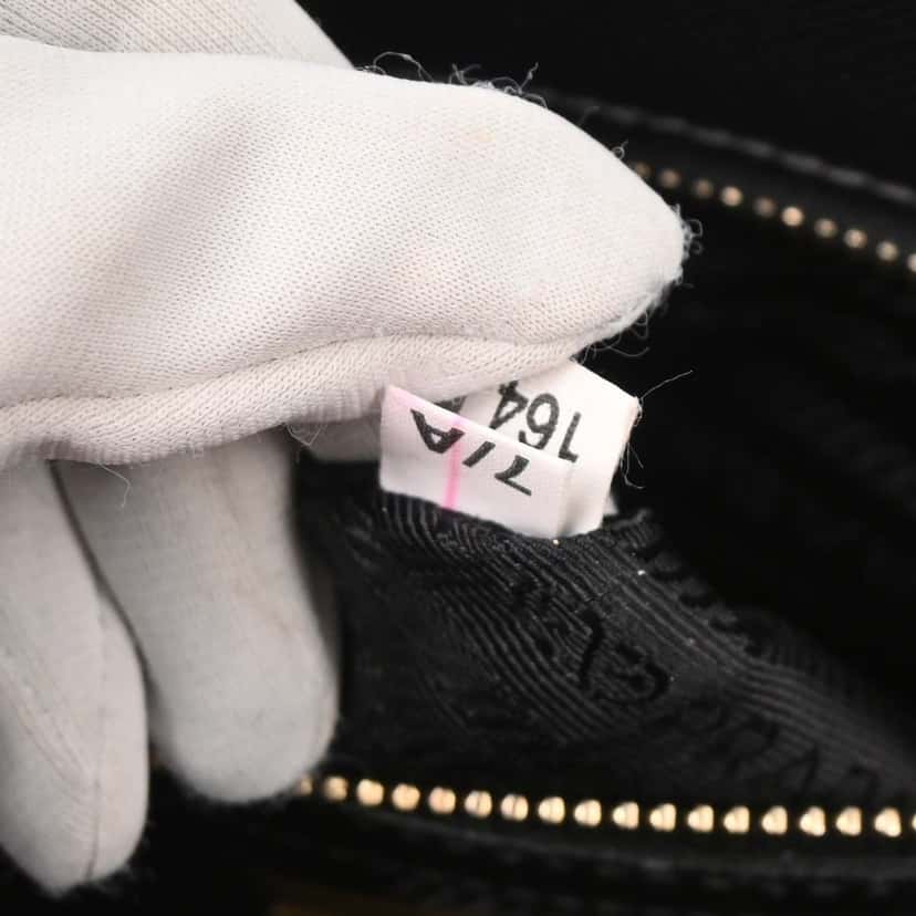 Prada Galleria Double Zip Tote Black Leather Good condition - Box View