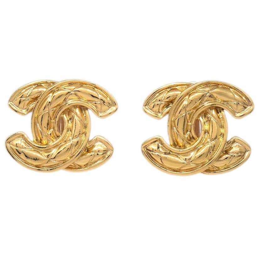 Chanel CC Clip-On Earrings Gold Good condition - Front View