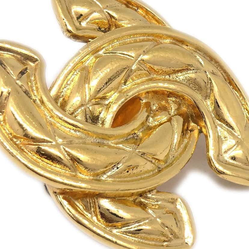 Chanel CC Clip-On Earrings Gold Good condition - Back View