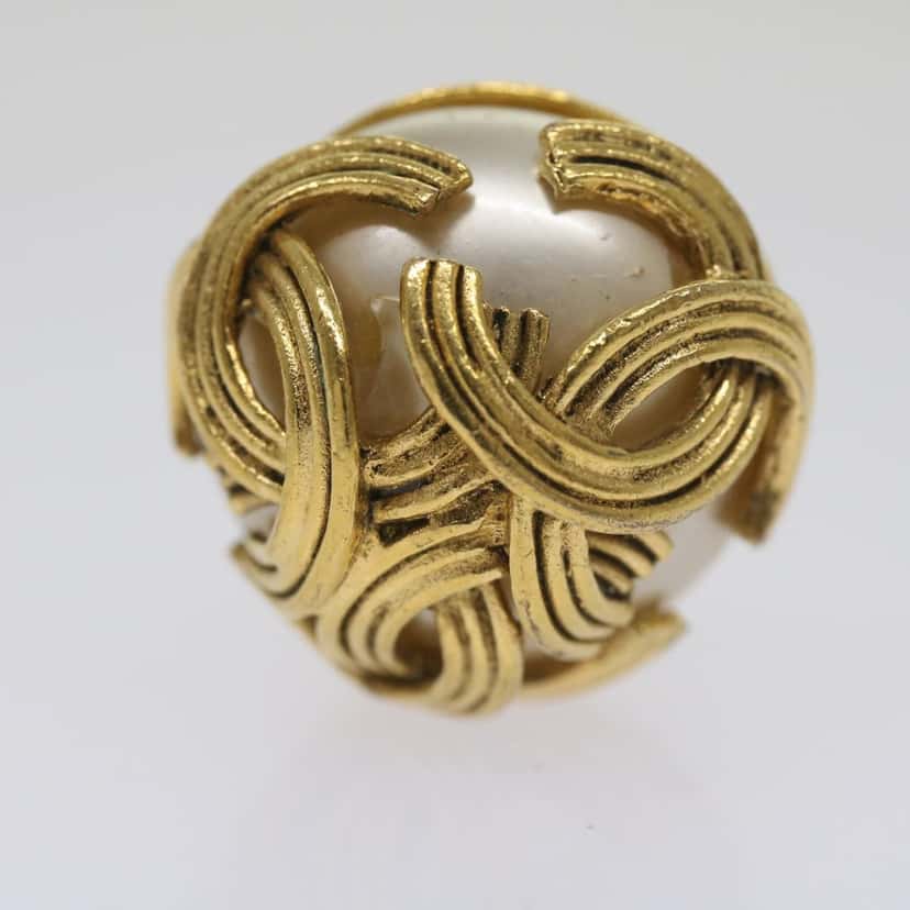 Chanel CC Clip On Earring Gold Metal Good condition - Back View