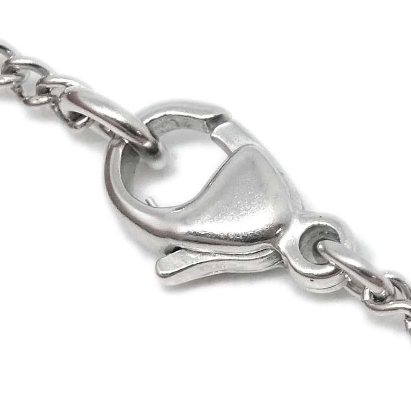 Chanel CC Logo Pendant Necklace Silver Good condition - Model View