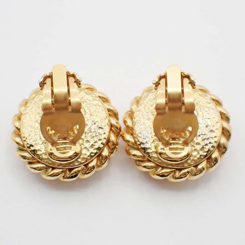Chanel Vintage Round Clip-On Earrings Gold Good condition - Back View