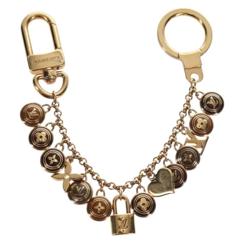 Louis Vuitton Pastilles Bag Charm and Key Holder Gold Metal Good condition - Front View