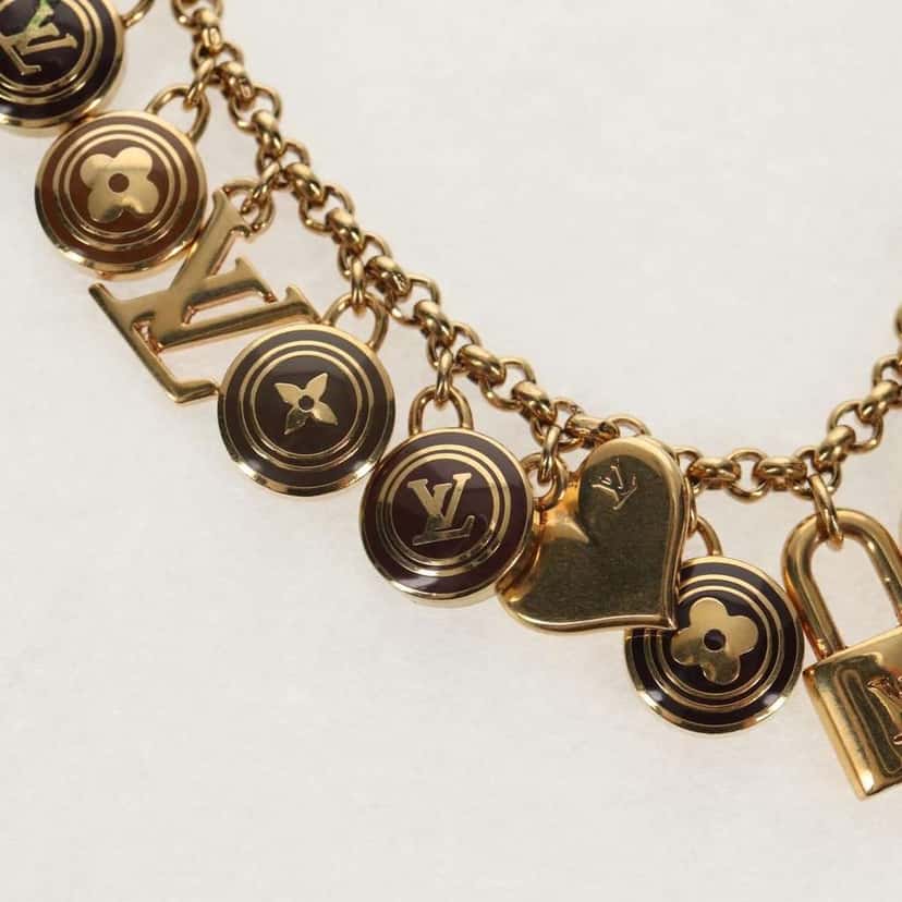 Louis Vuitton Pastilles Bag Charm and Key Holder Gold Metal Good condition - Inside View