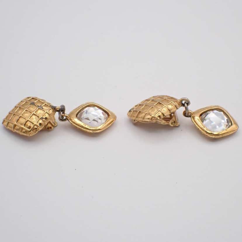 Chanel CC Rhombus Clip-On Earrings Gold Good condition - Back View