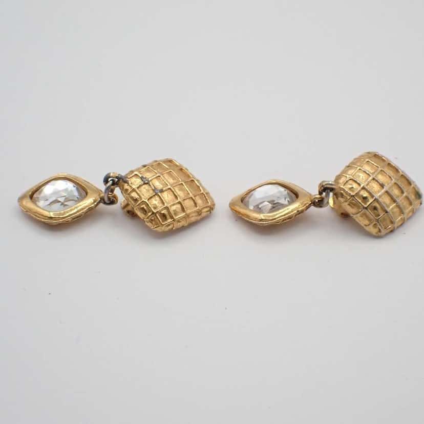 Chanel CC Rhombus Clip-On Earrings Gold Good condition - Inside View