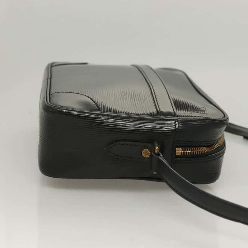 Louis Vuitton Trocadero Handbag Black Leather Good condition - Inside View