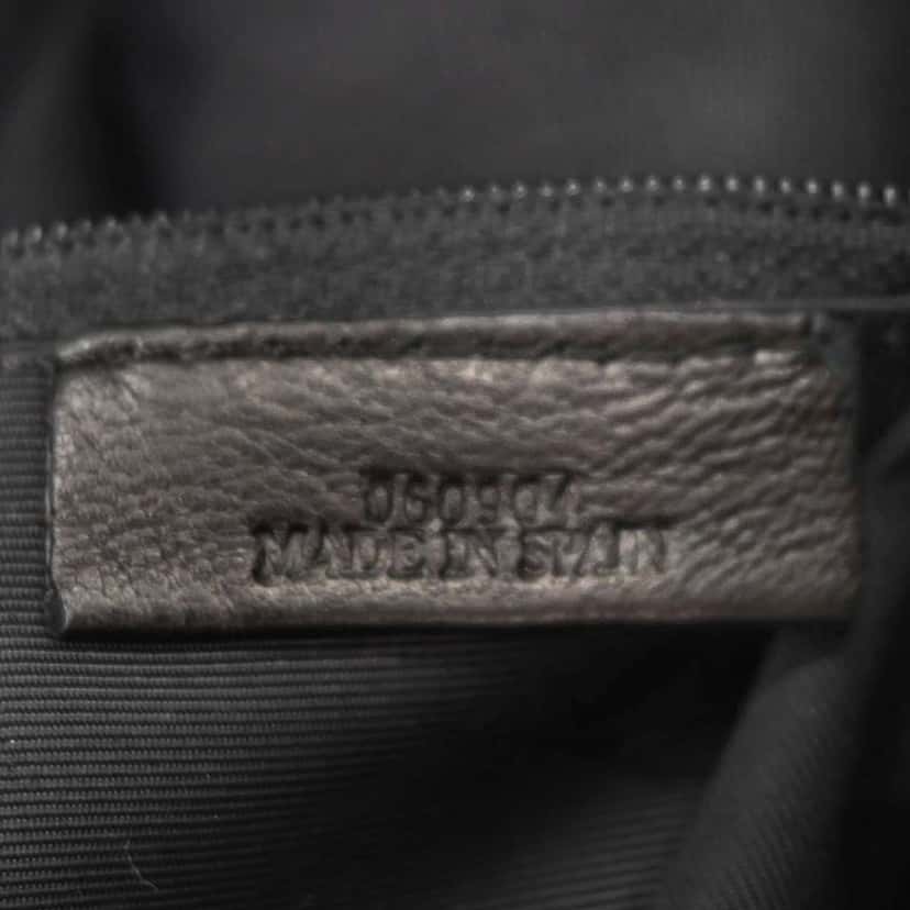 Loewe Amazona Bag Black Leather Good condition - Model View