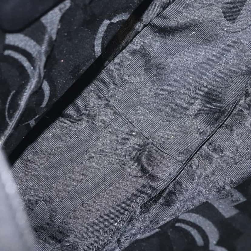 Salvatore Ferragamo Gancini Shoulder Bag Black Leather Good condition - Box View