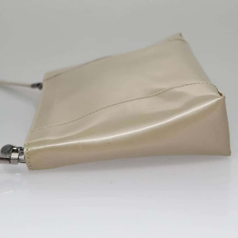 Christian Dior Vintage Zip Shoulder Bag Beige Good condition - Model View