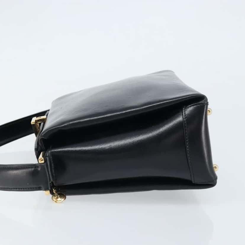 Gucci Vintage Convertible Box Crossbody Bag Black Leather Good condition - Model View