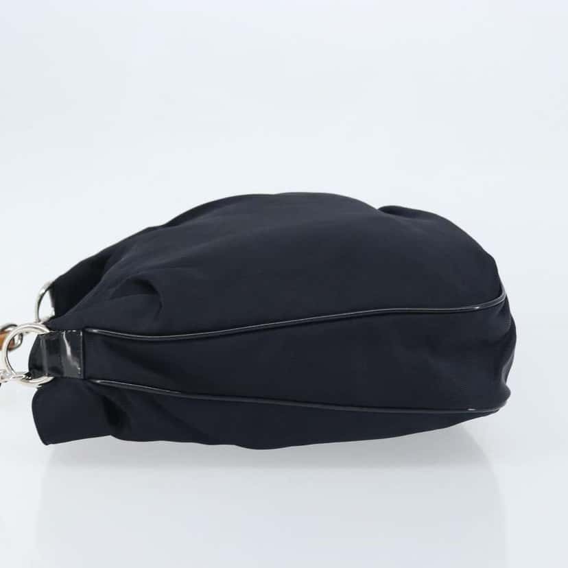 Gucci Vintage Bamboo Shoulder Bag Black Good condition - Model View