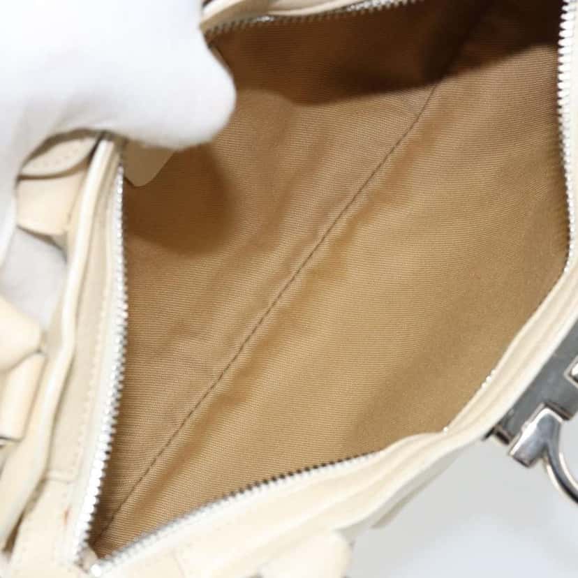 Salvatore Ferragamo Marisa Crossbody White Leather Good condition - Box View