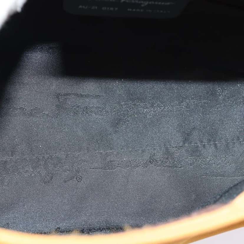 Salvatore Ferragamo Vintage Handbag Orange Canvas Good condition - Box View