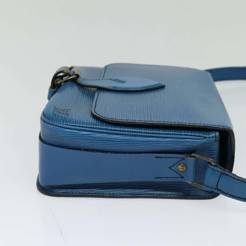 Louis Vuitton Cartouchiere Handbag Blue Leather Good condition - Model View