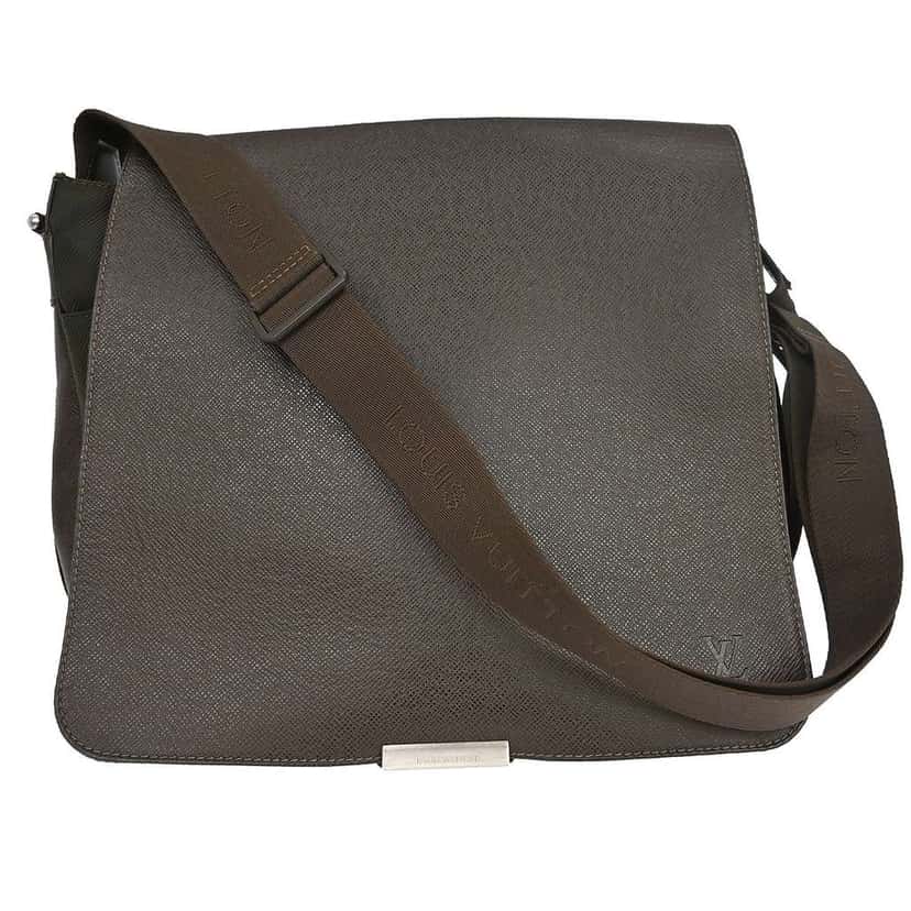 Louis Vuitton Viktor Messenger Bag Brown Leather Good condition - Front View