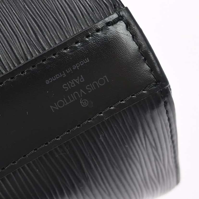 Louis Vuitton Vintage Sac d'Epaule Handbag Black Leather Good condition - Model View