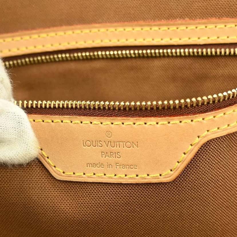 Louis Vuitton Porte-Documents Pegase Bag Brown Canvas Fair condition - Model View