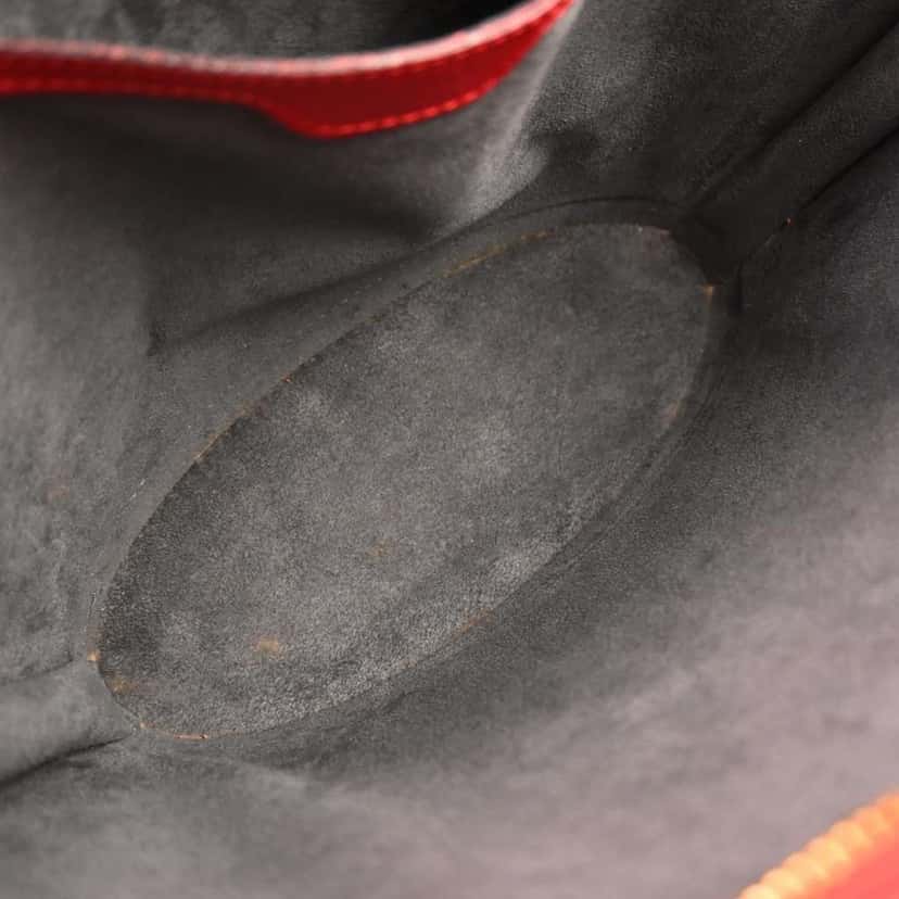 Louis Vuitton Saint Jacques Handbag Red Leather Good condition - Inside View