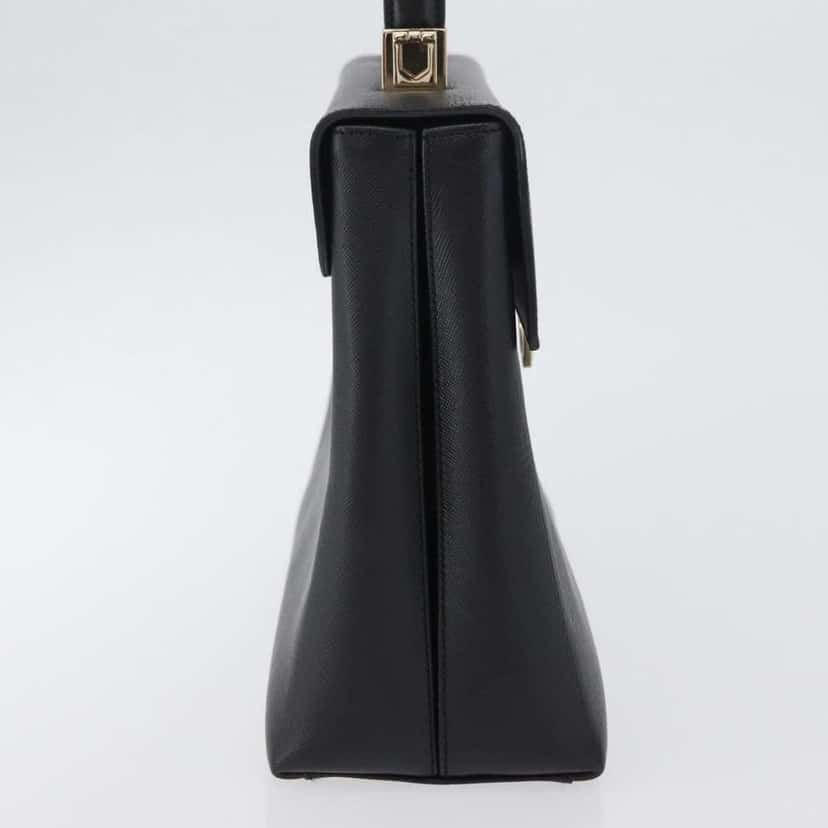 Salvatore Ferragamo Gancini handbag Black Leather Good condition - Model View