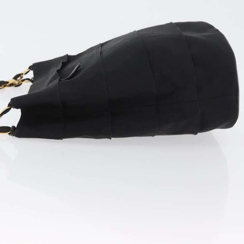 Salvatore Ferragamo Vala Shoulder Bag Black Good condition - Model View