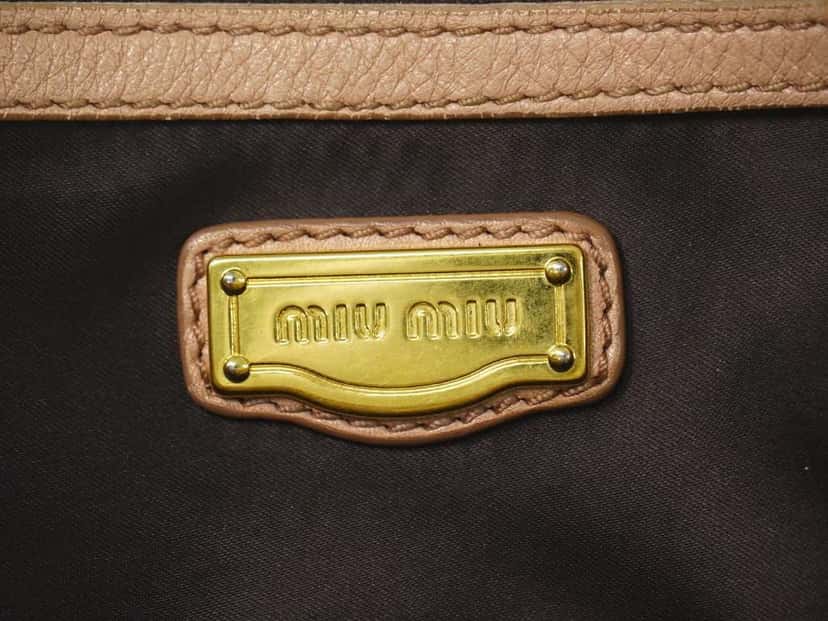 Miu Miu Vintage Tote bag Pink Leather Good condition - Model View