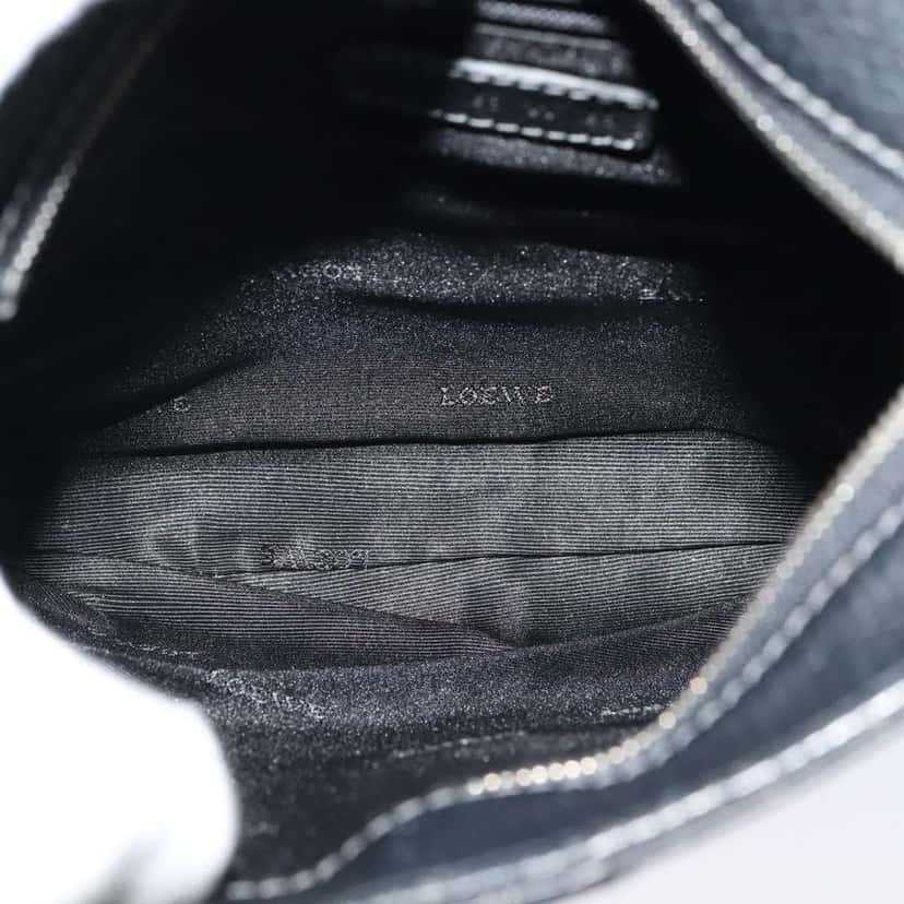 Loewe Vintage Shoulder Bag Black Leather Good condition - Box View