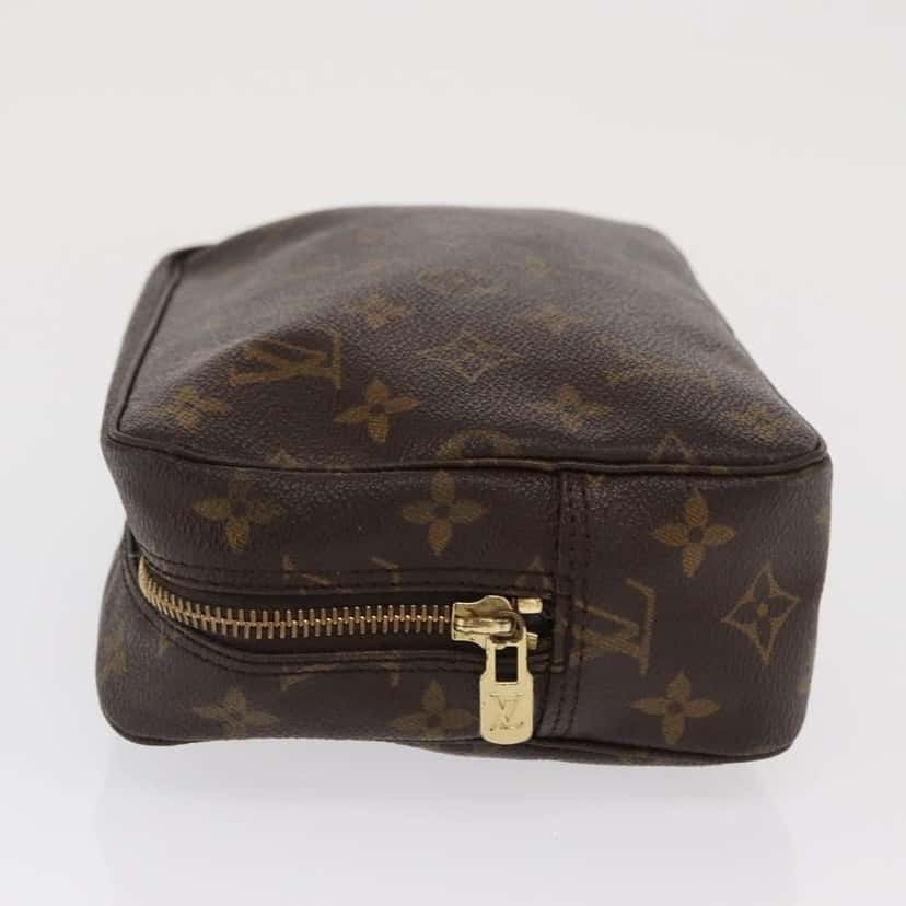 Louis Vuitton Trousse Toilette Brown Canvas Fair condition - Model View